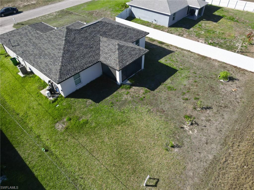 Aerial view of property and surrounding area