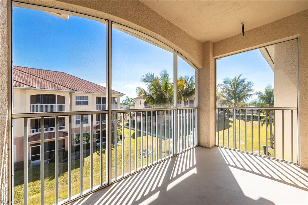 Balcony with a sunroom