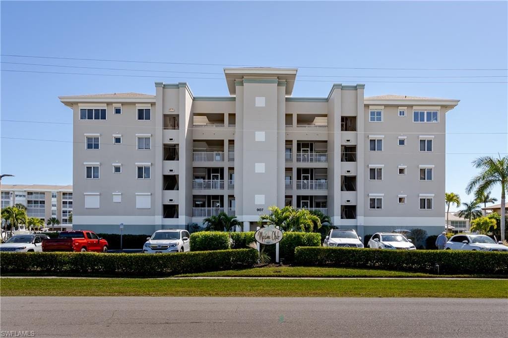 907 Panama CT 203