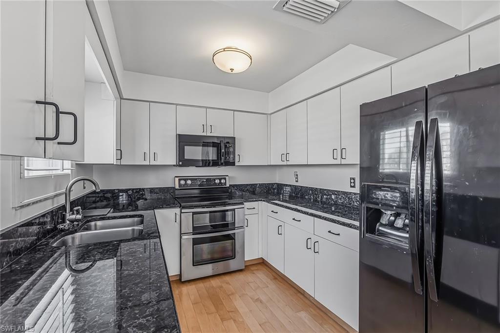 919 Huron CT 101 photo 6