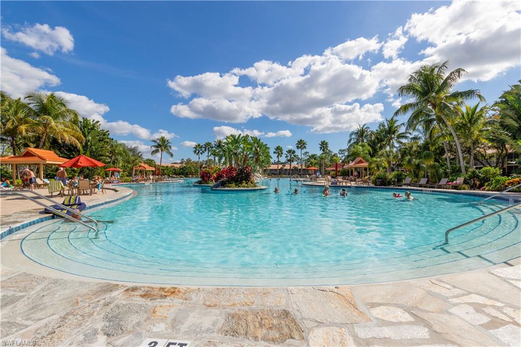 FABULOUS 1100 SF RESORT STYLE COMMUNITY POOL