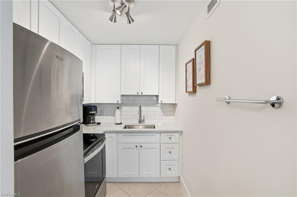 1295 Gulf Shore BLVD S 134 photo 12