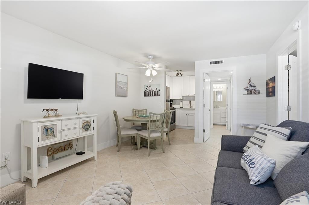 1295 Gulf Shore BLVD S 134 photo 7