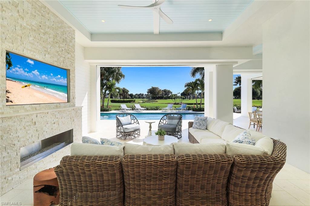 730 Harbour DR photo 37