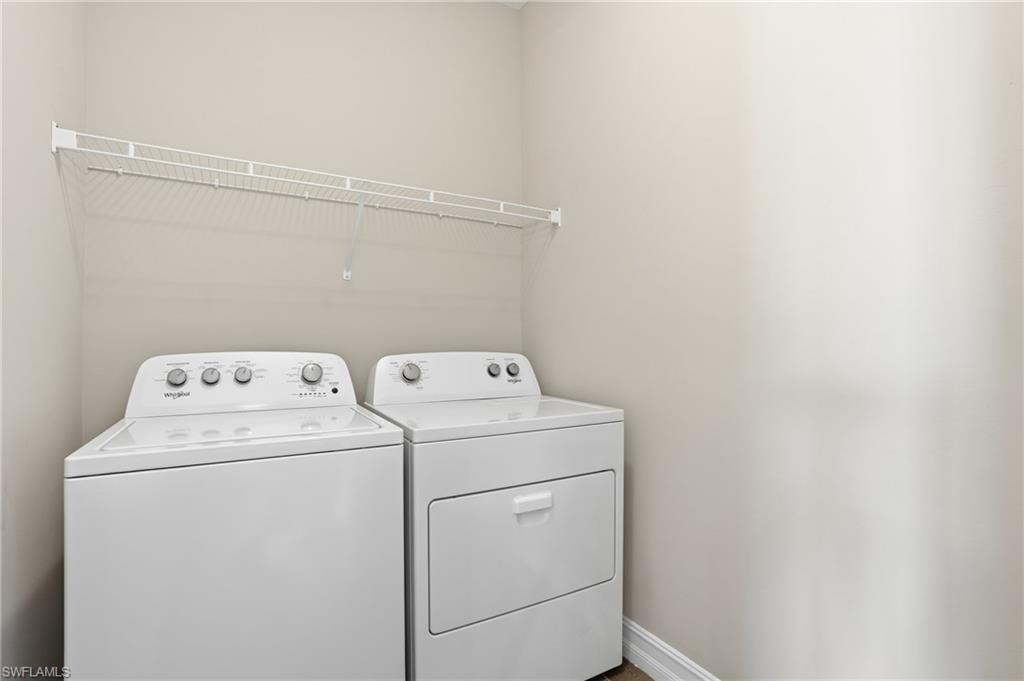 1193 Enbrook LOOP photo 27