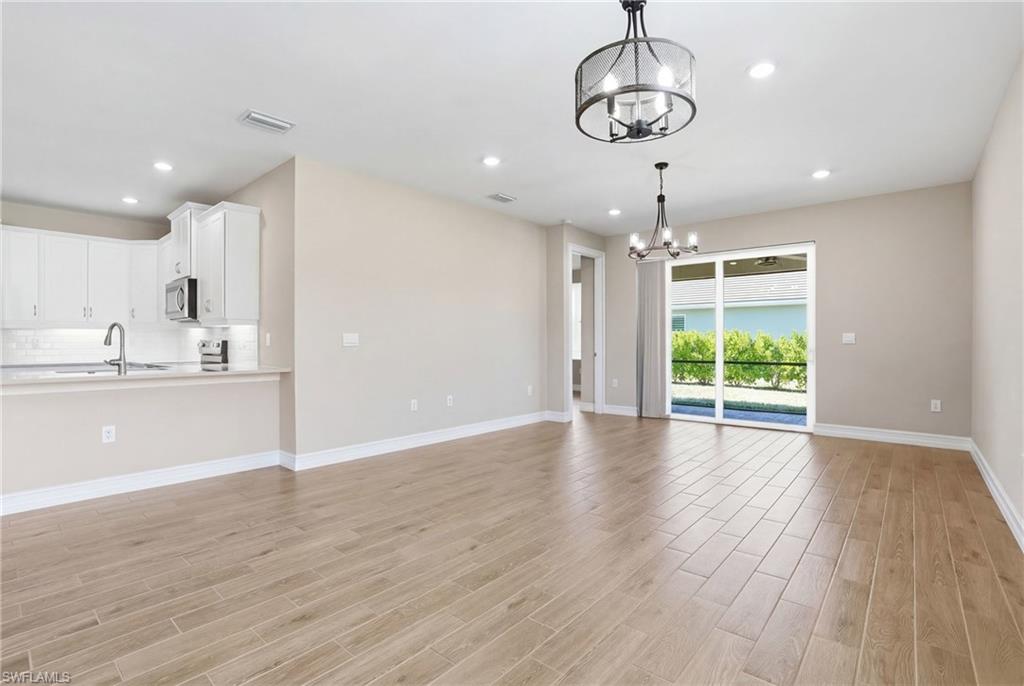 1193 Enbrook LOOP photo 7