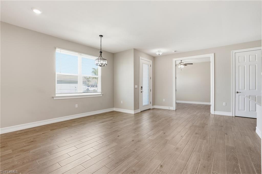 1193 Enbrook LOOP photo 9