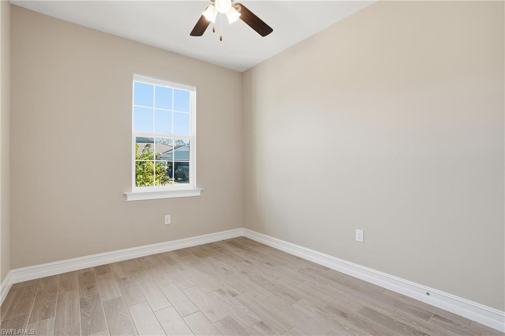 1193 Enbrook LOOP photo 24