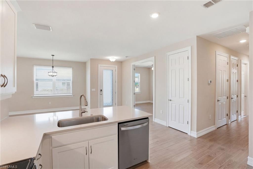 1193 Enbrook LOOP photo 14