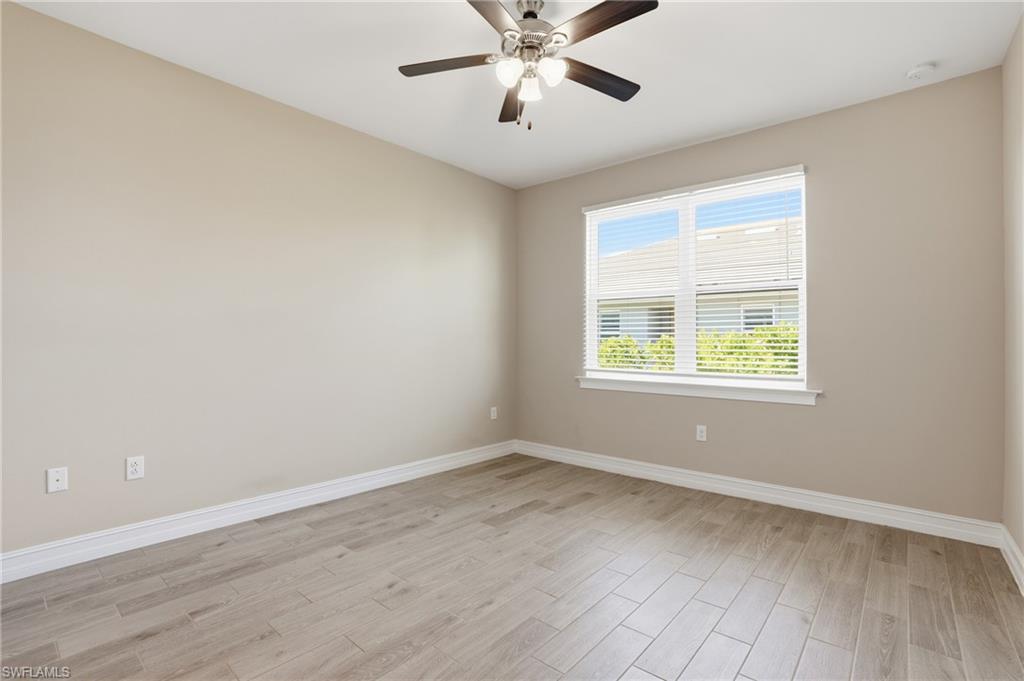 1193 Enbrook LOOP photo 18