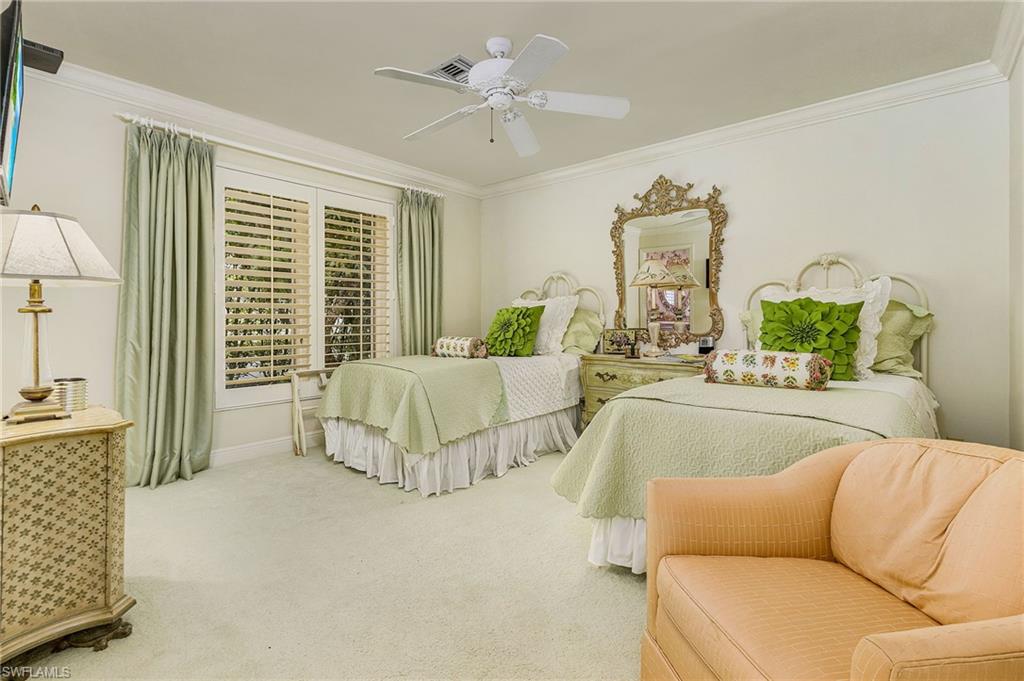 950 Galleon DR photo 27