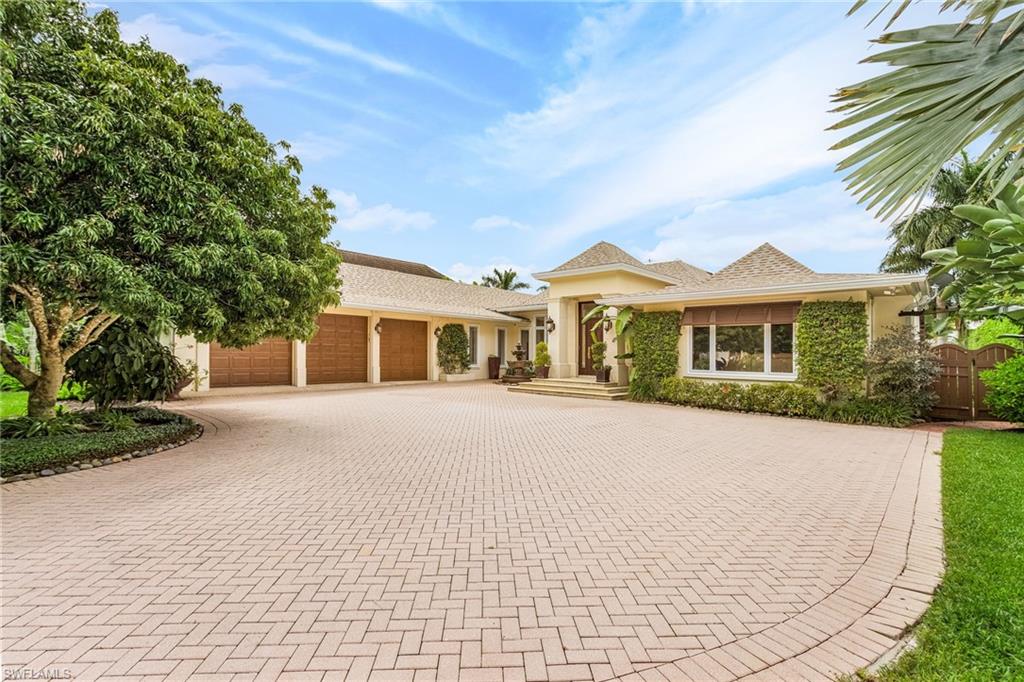 950 Galleon DR