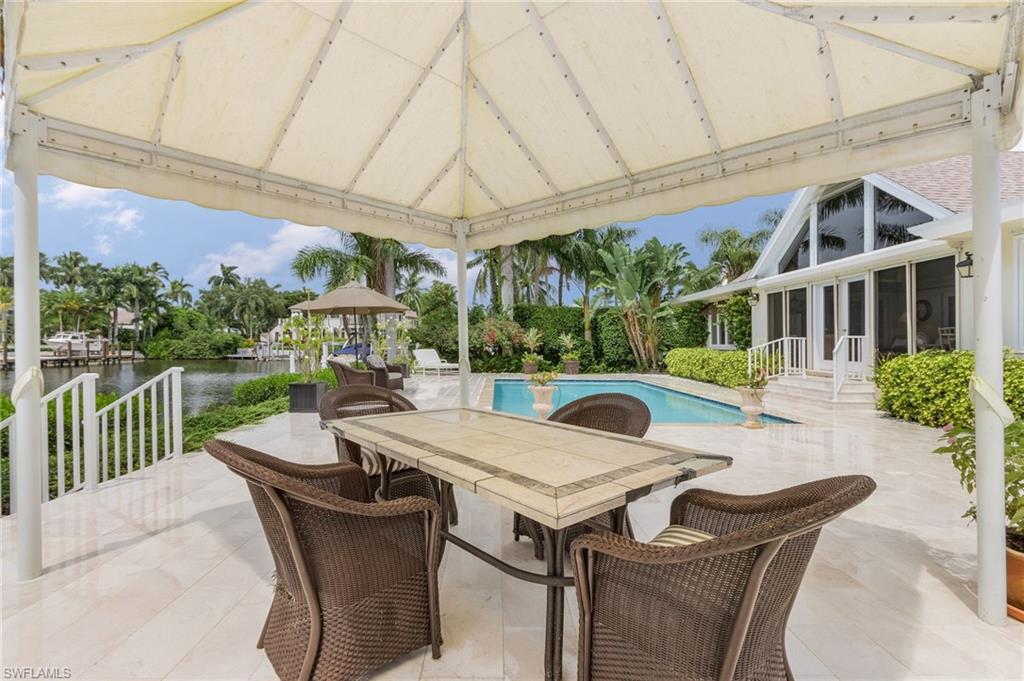 950 Galleon DR photo 33