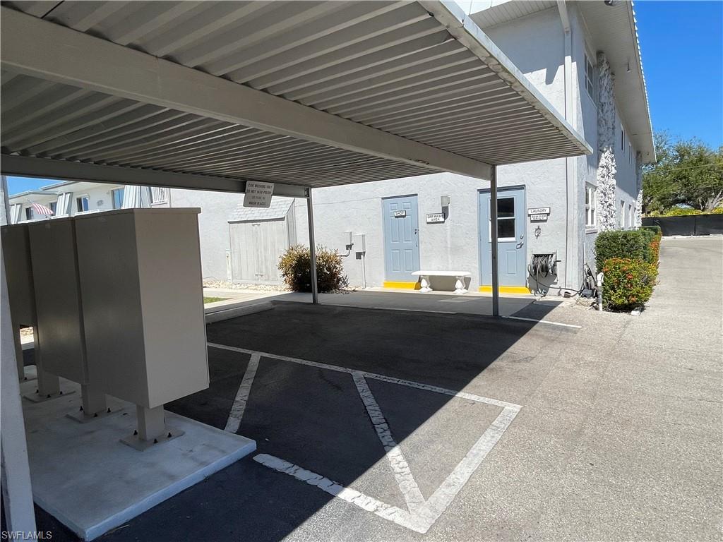 6777 Winkler RD 106 photo 11
