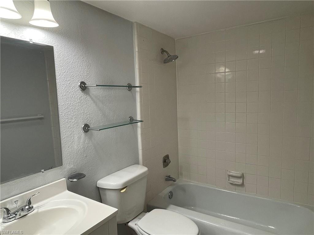 6777 Winkler RD 106 photo 8
