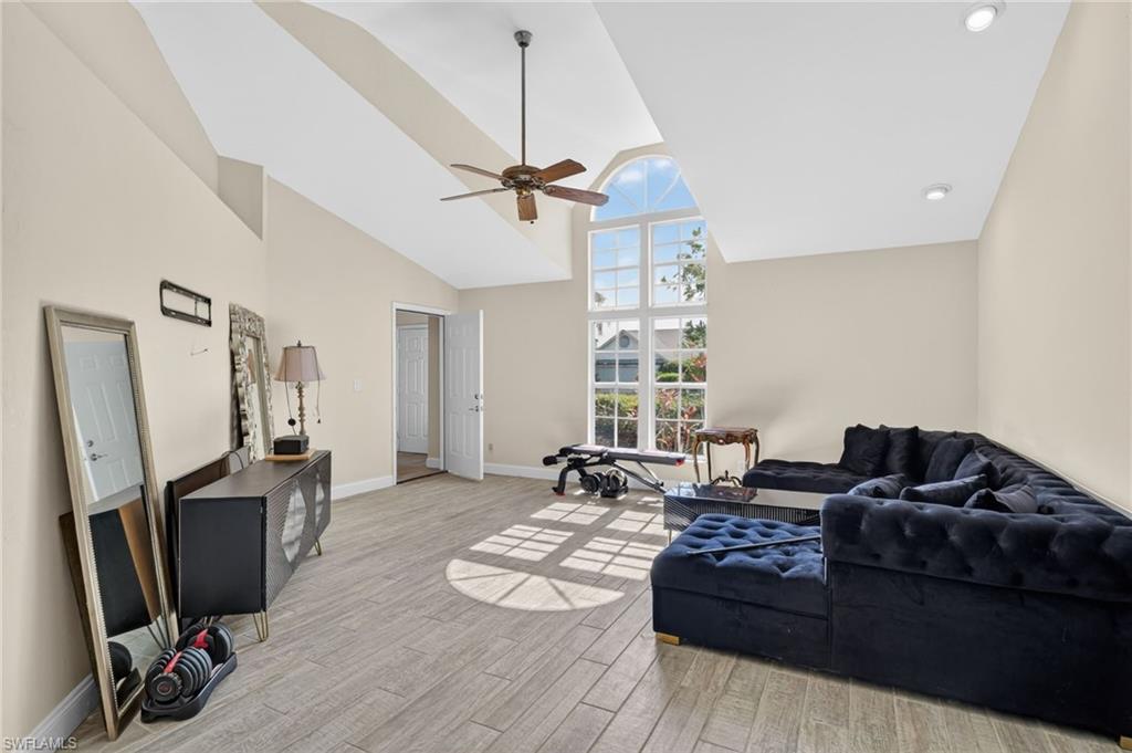 22656 Fountain Lakes BLVD photo 23