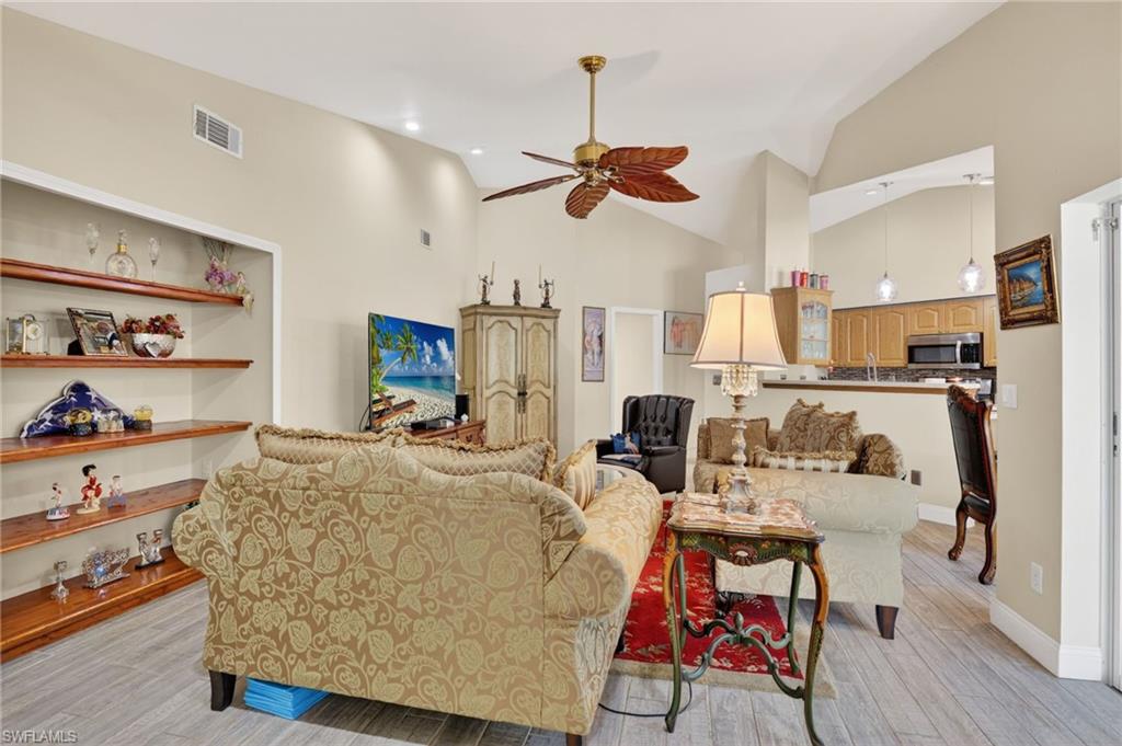 22656 Fountain Lakes BLVD photo 12