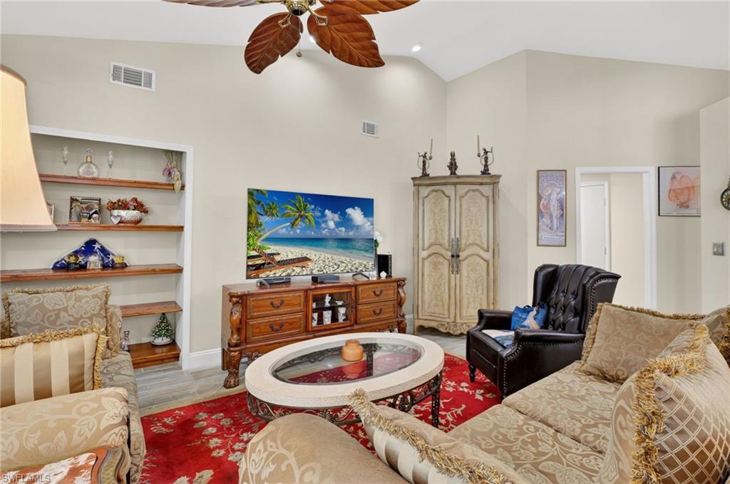 22656 Fountain Lakes BLVD photo 11