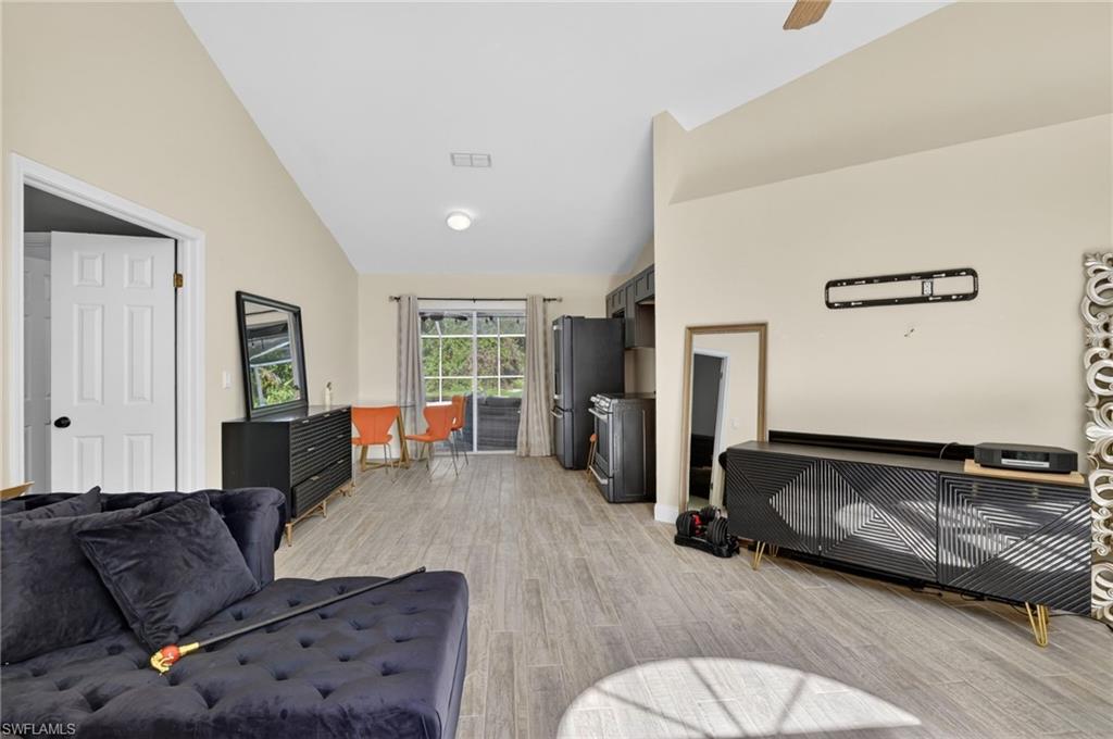 22656 Fountain Lakes BLVD photo 25