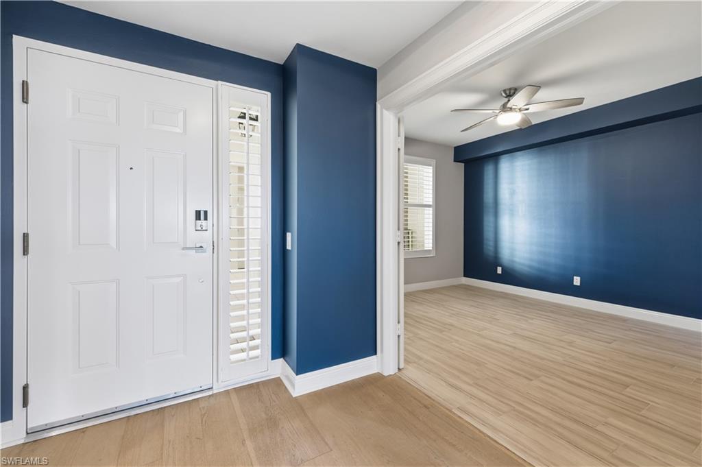 425 Cove Tower Dr 703