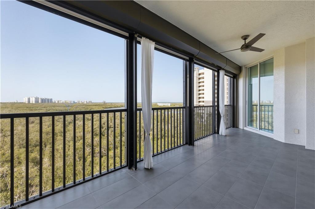 425 Cove Tower Dr 703 photo 37