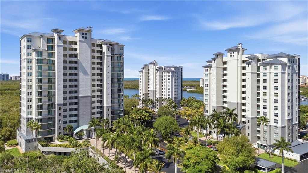 425 Cove Tower Dr 703 photo 44