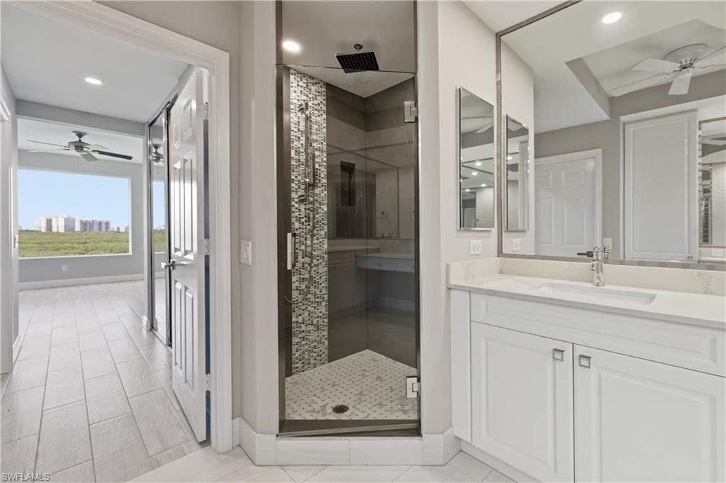 425 Cove Tower Dr 703 photo 21
