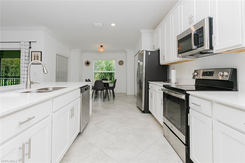 6082 National BLVD 125 photo 15