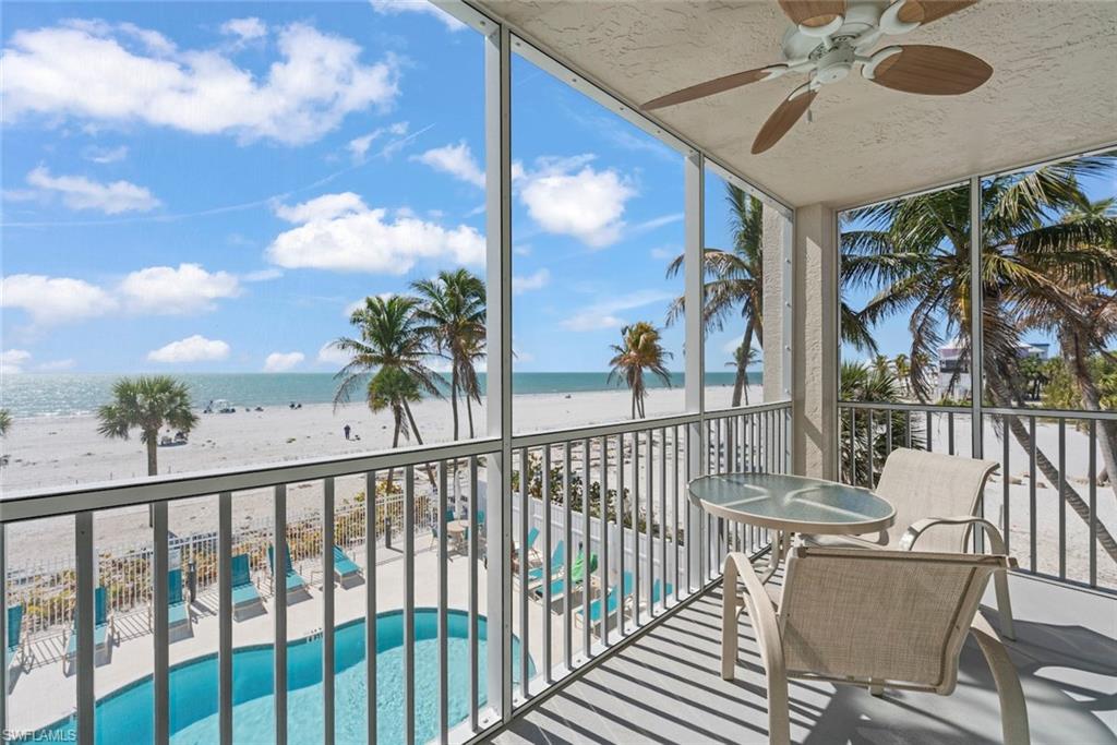 5480 Estero BLVD 103 photo 9