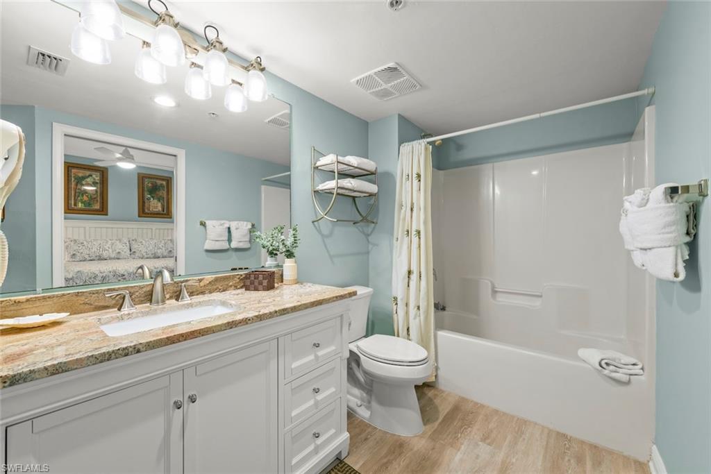 5480 Estero BLVD 103 photo 37