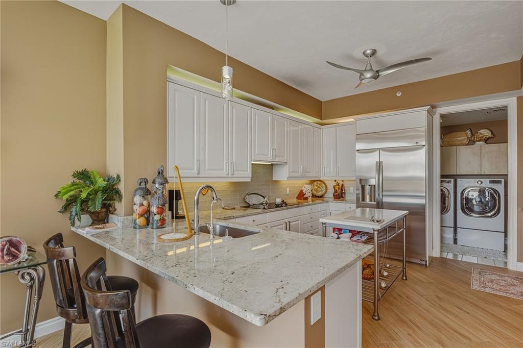 4000 Royal Marco WAY 324 photo 6