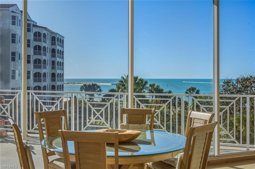 4000 Royal Marco WAY 324 photo 16