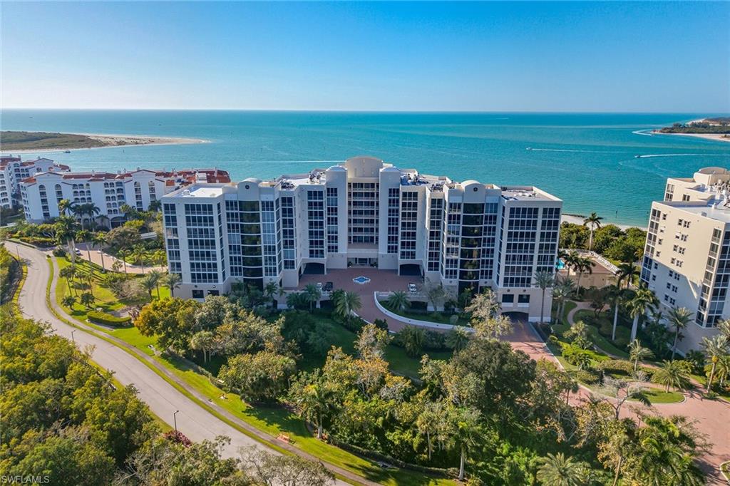 4000 Royal Marco WAY 324 photo 24
