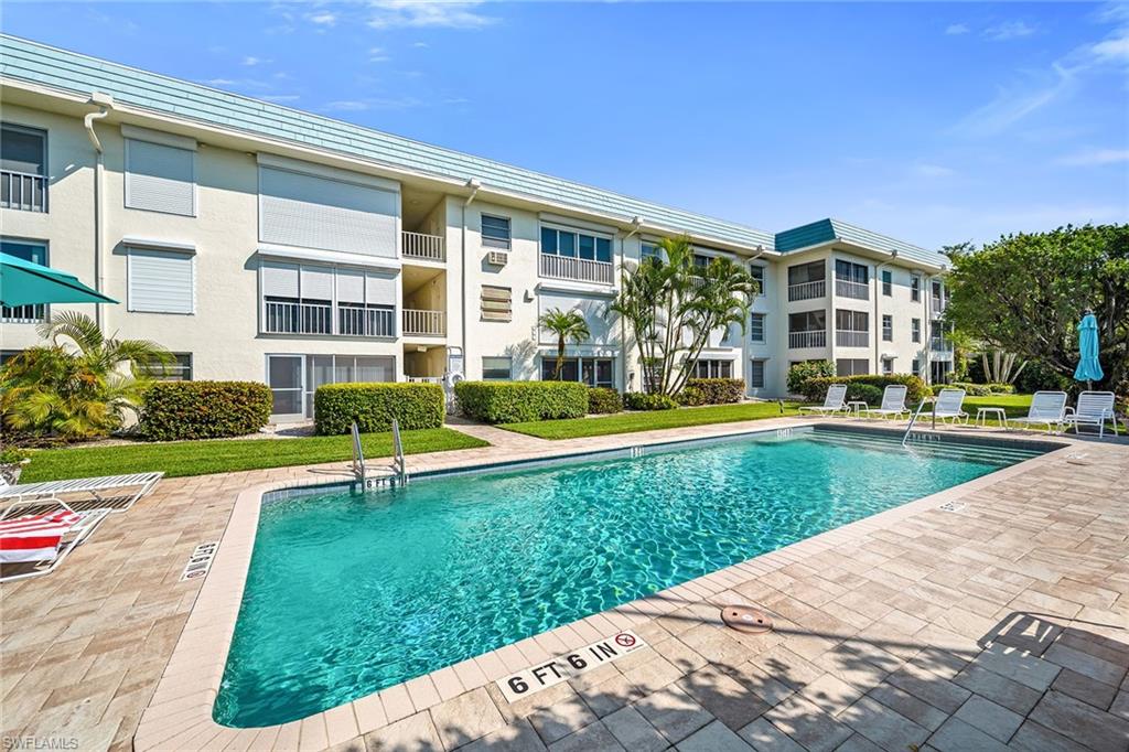 3055 Riviera DR 102 photo 26