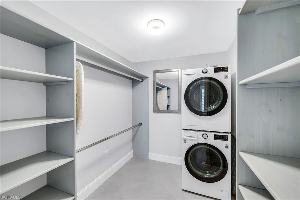 3055 Riviera DR 102 photo 14