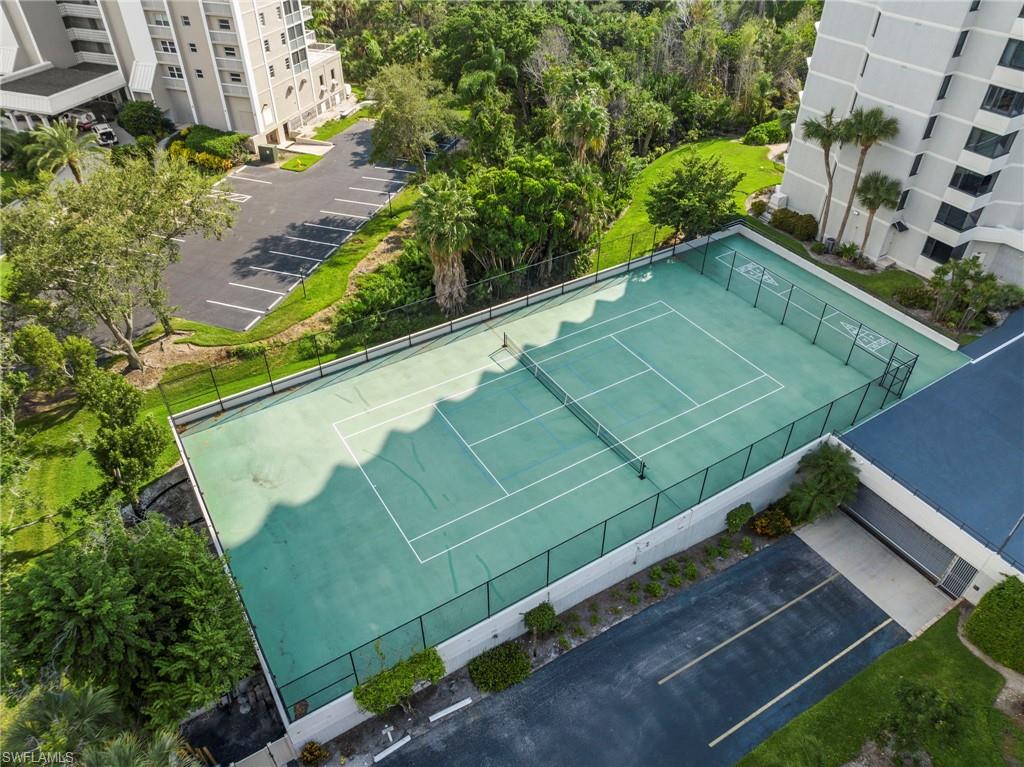 The Heron's tennis Court