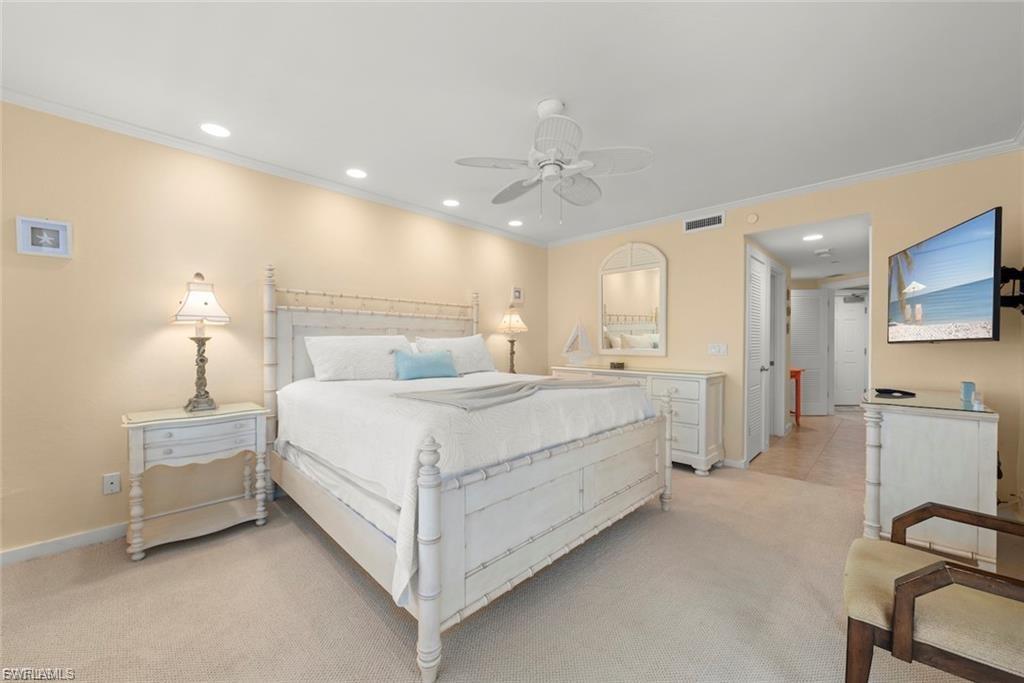 1602 Lands End Village photo 35