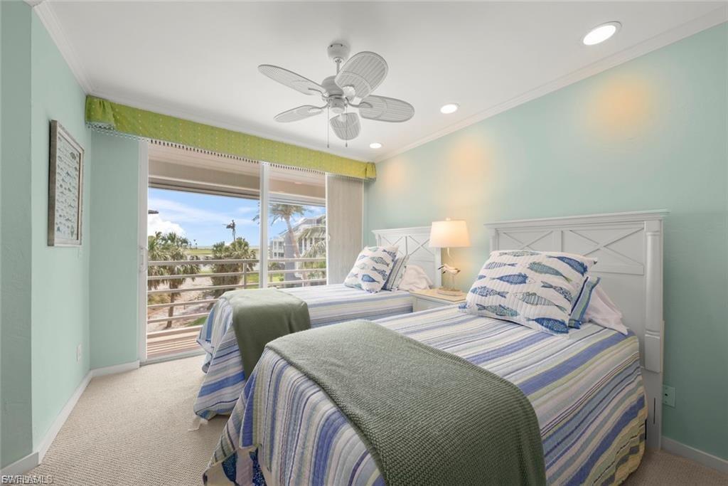1602 Lands End Village photo 31