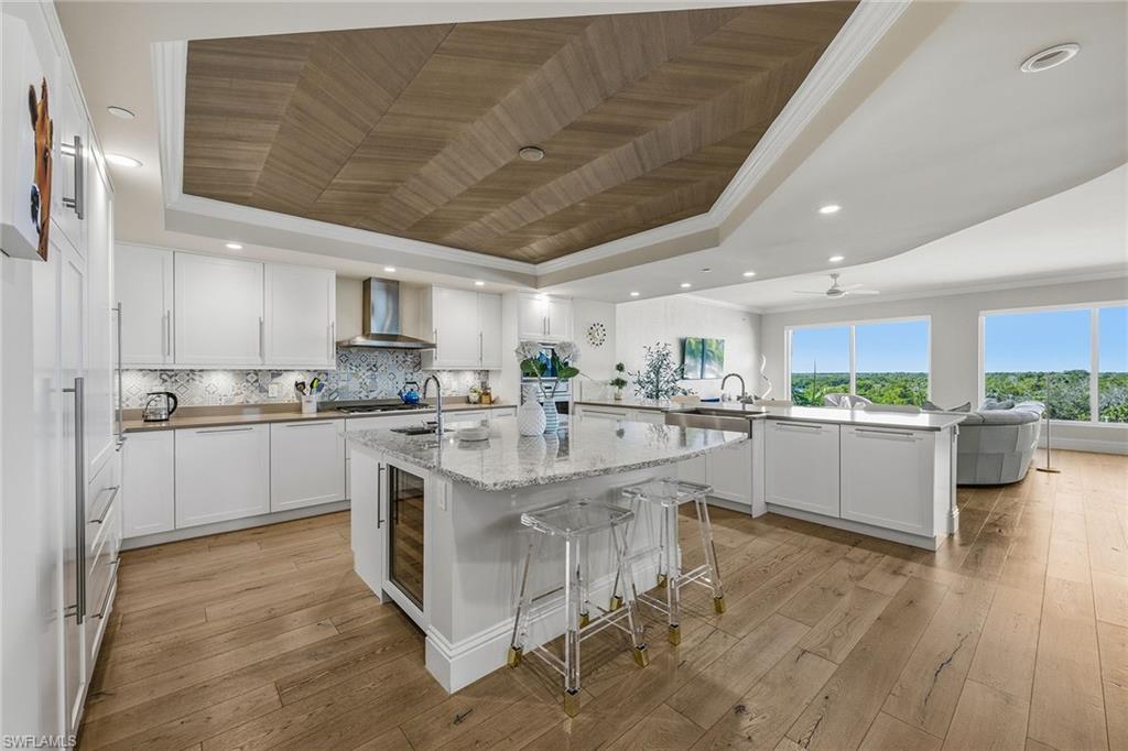13665 Vanderbilt DR 404