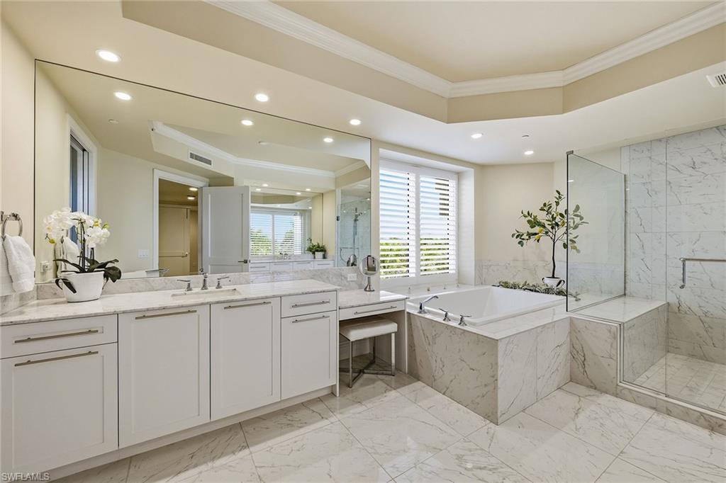 13665 Vanderbilt DR 404 photo 15