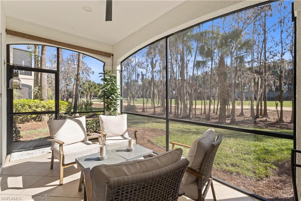 Sunroom with ceiling fan