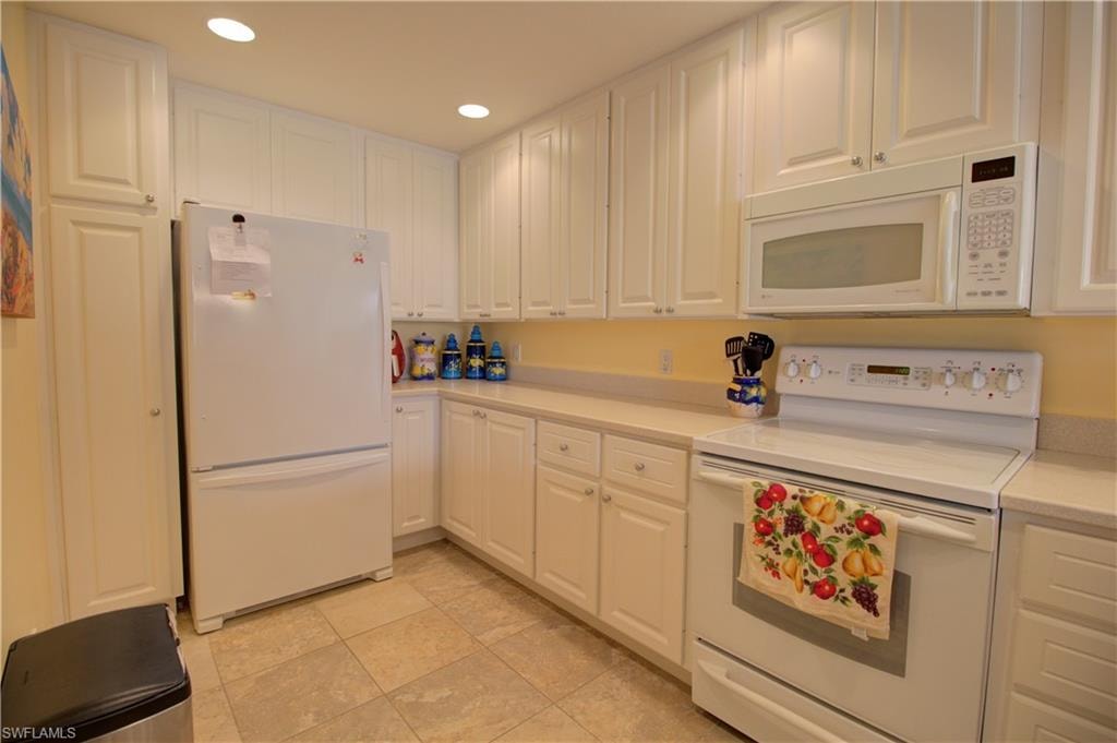 8109 Chianti LN photo 9