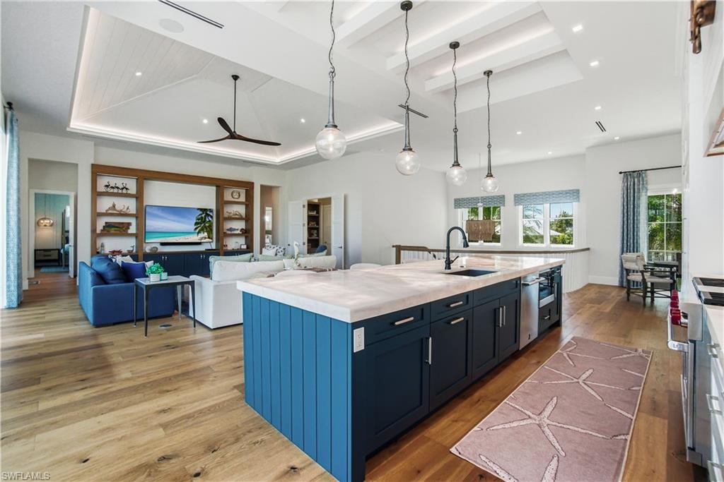 55 Fairview BLVD