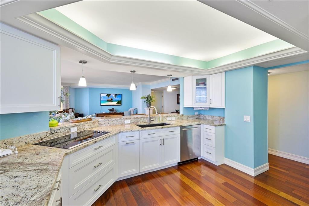 4041 Gulf Shore BLVD N 805 photo 15