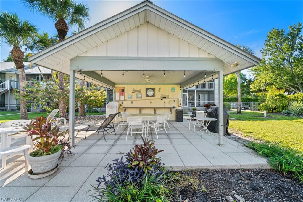 View of patio / terrace with outdoor dining area