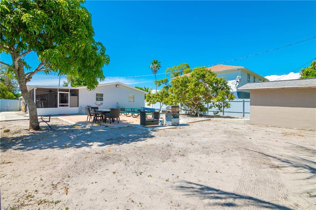 5350 Catts ST photo 21