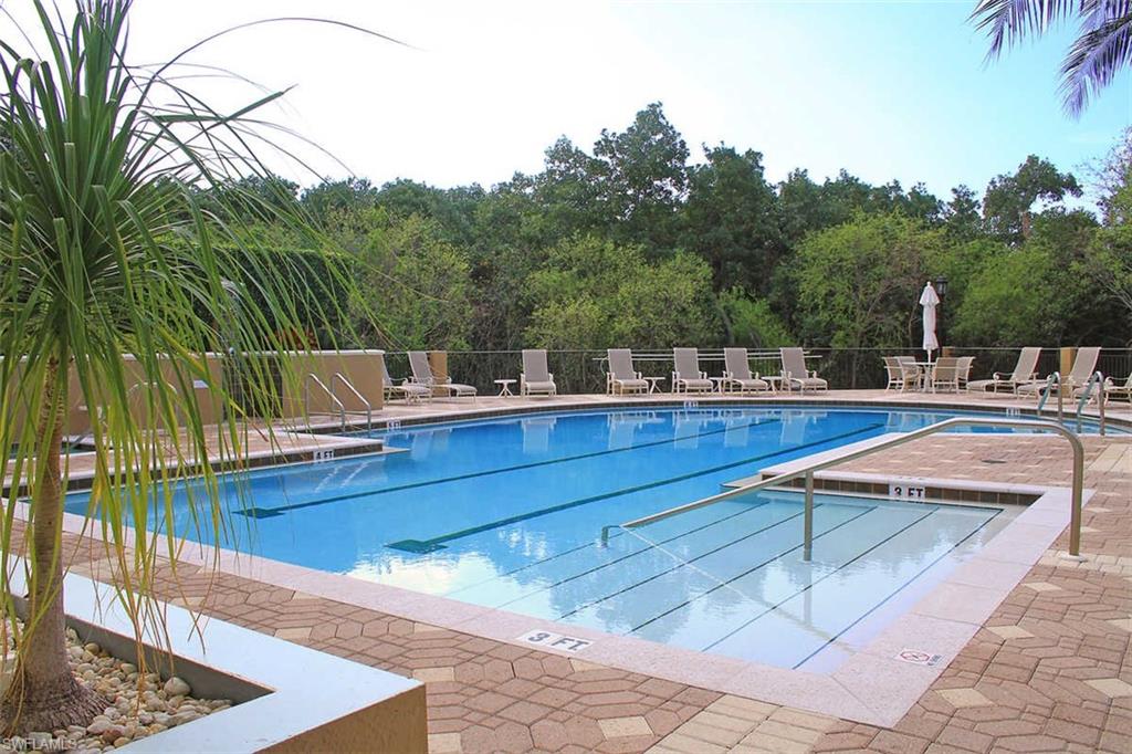 SUNNY POOL AND SPA