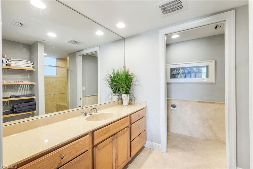 265 Indies WAY T02 photo 22