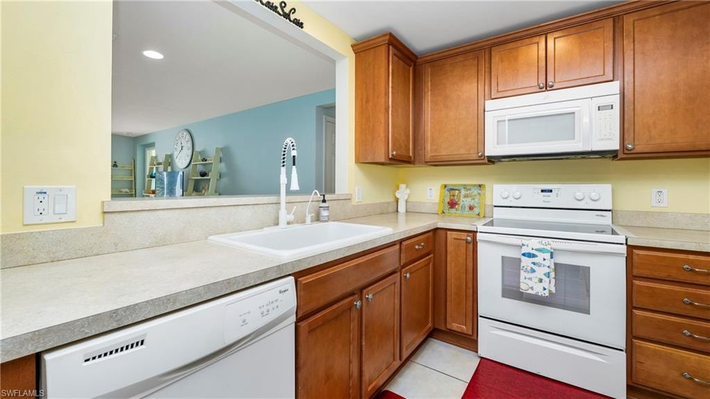Pass through for entertaining and breakfast bar