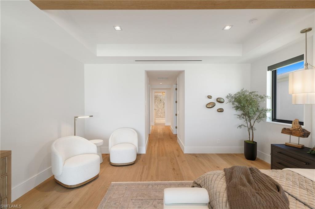 primary suite seating area
